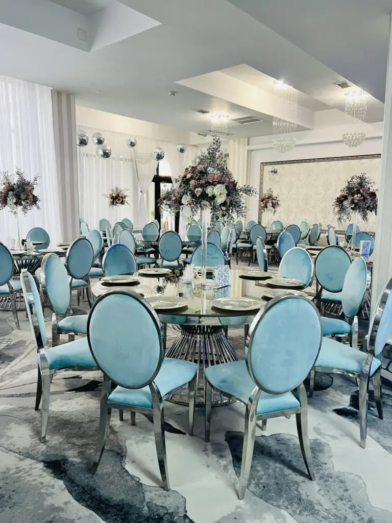 Salon Crystal