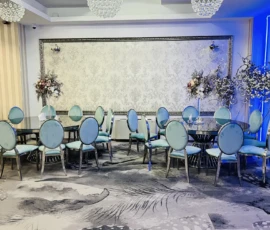 Salon Crystal