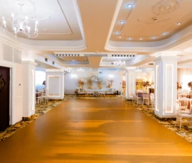 Salon Regal