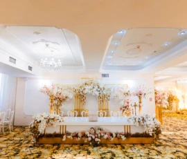 Salon Regal