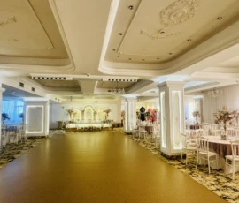 Salon Regal